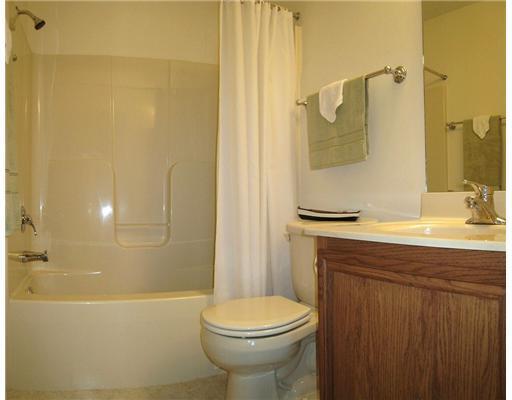 703 Deerfield Trail, Unit 12 Springfield, OH 45503 - Photo 13 of 17