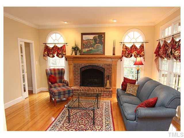 5313 Stargrass Court Raleigh, NC 27613 - Photo 6 of 24 Photo 6