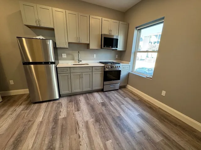 $2,000 | 1499 North Shore Road, Unit 405, Revere, MA 02151