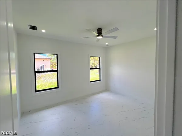 $3,050 | 2657 2nd Avenue Southeast, Naples, FL 34117