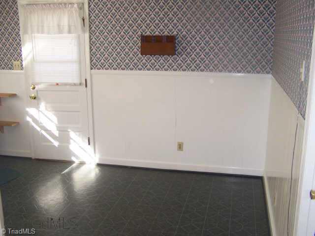 610 Paramount Street High Point, NC 27260 - Photo 3 of 8 Other.