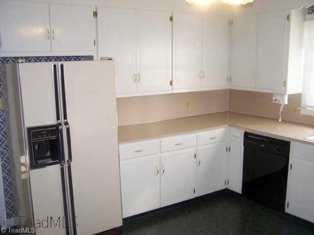 610 Paramount Street High Point, NC 27260 - Photo 5 of 8 Other.