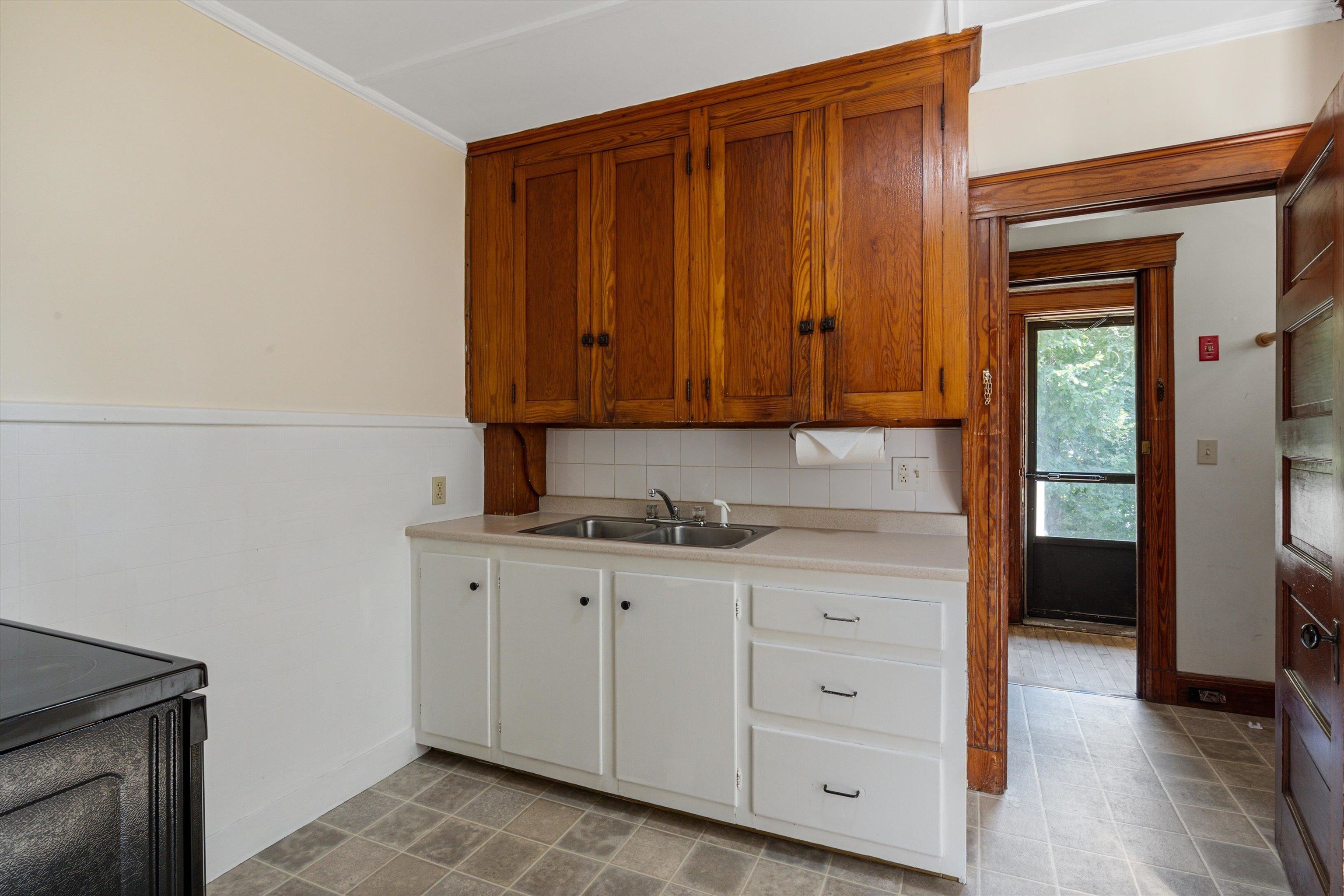 34 Lyndon Street, Unit A Concord, NH 03301 - Photo 4 of 25