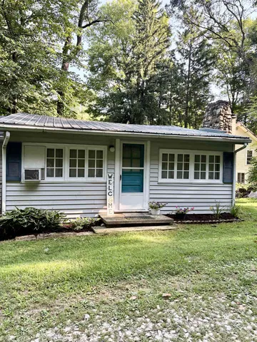 $162,000 | 320 Ln 110 Hamilton Lake, Hamilton, IN 46742