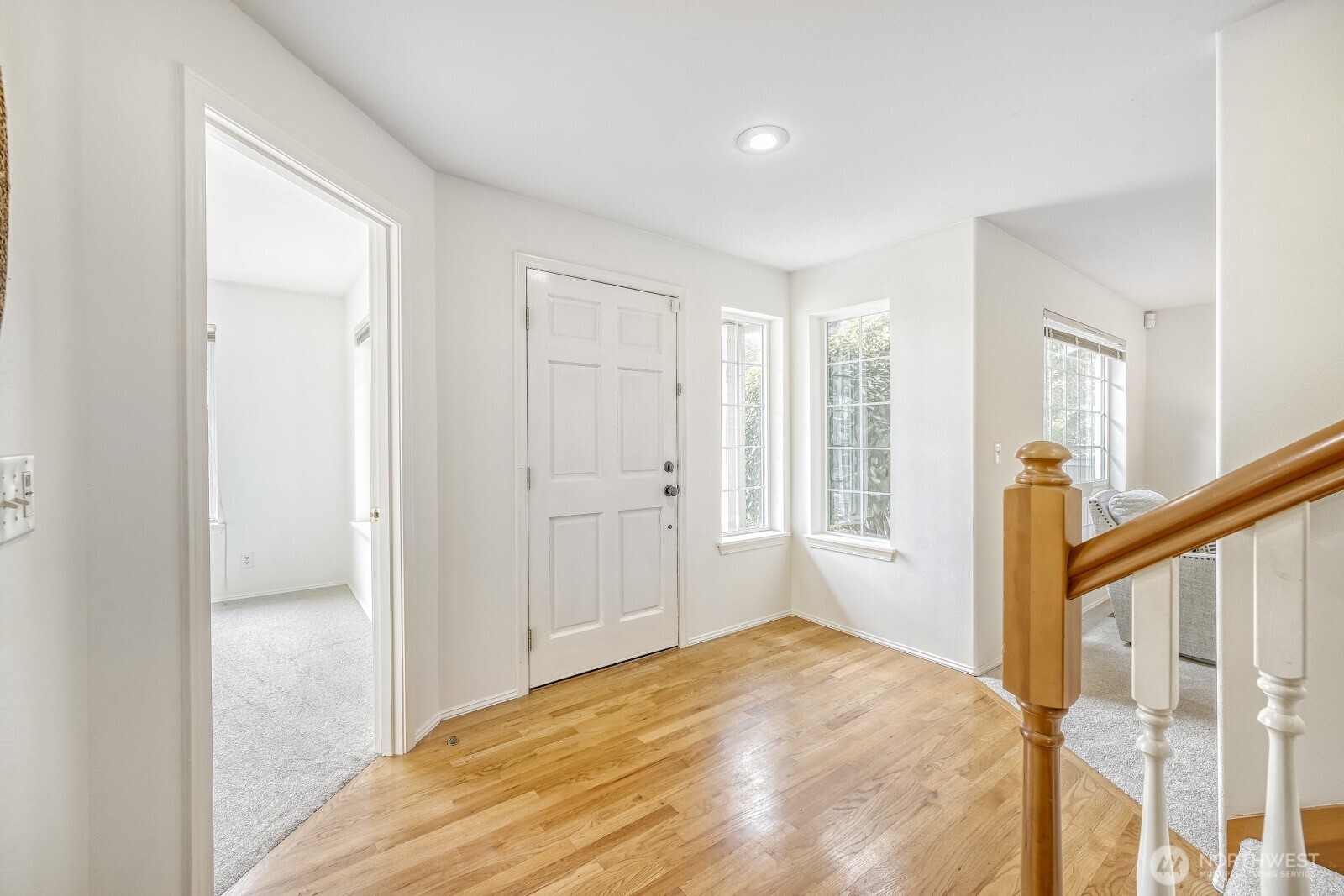 11240 Southeast 189th Court Renton, WA 98055 - Photo 4 of 28 Gallery Image 4