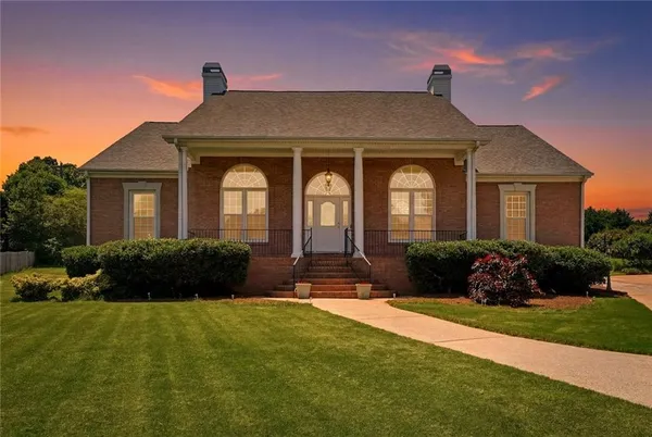 $635,000 | 2860 Chardonnay Lane, Cumming, GA 30041