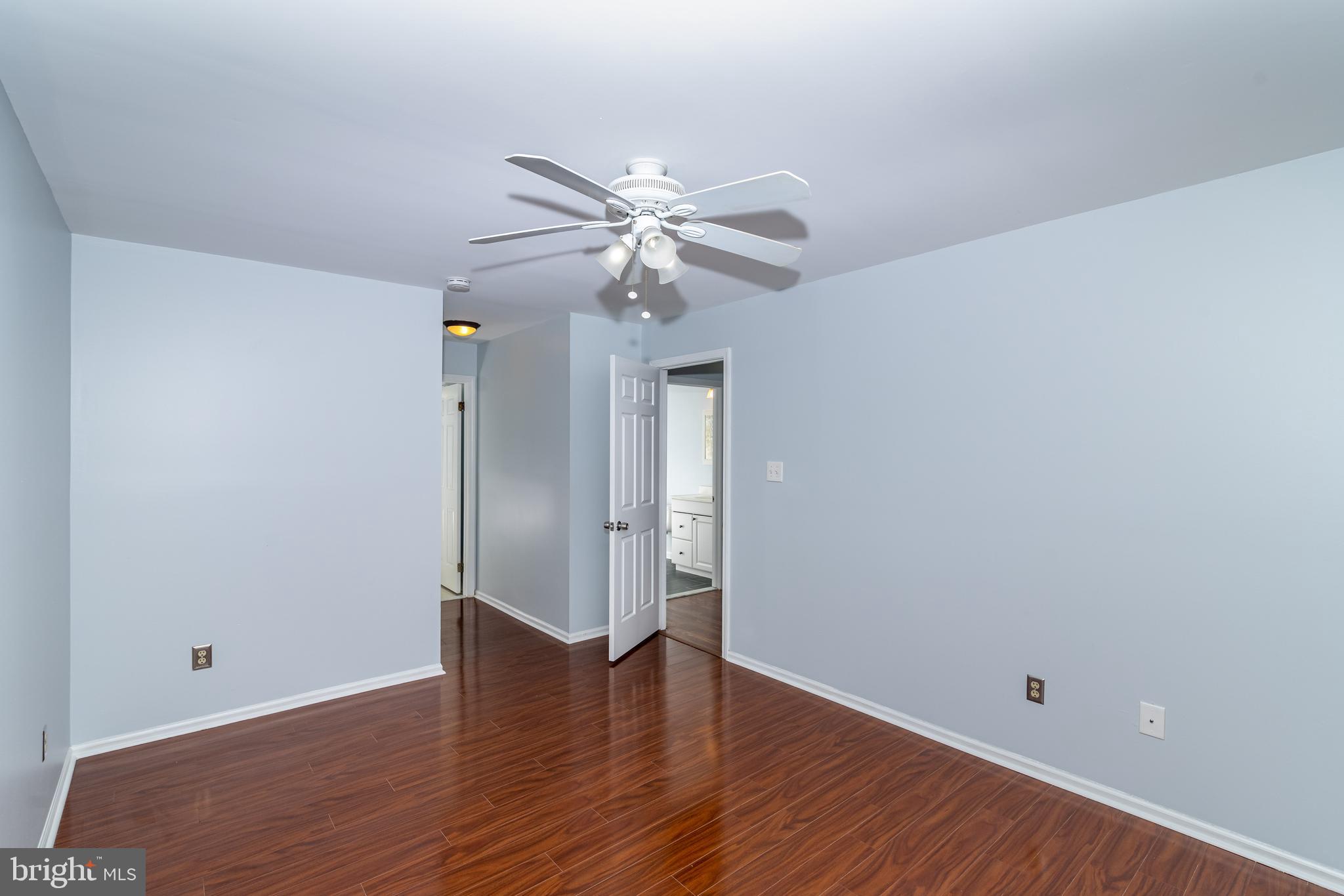 421 Tavistock Cherry Hill, NJ 08034 - Photo 19 of 30