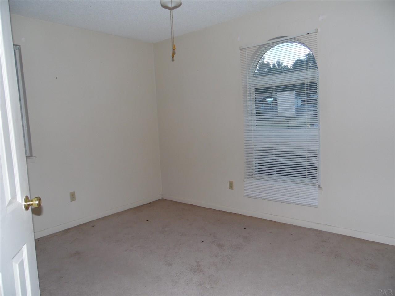 5845 Scotland Road Pensacola, FL 32526 - Photo 5 of 14 Gallery Image 5