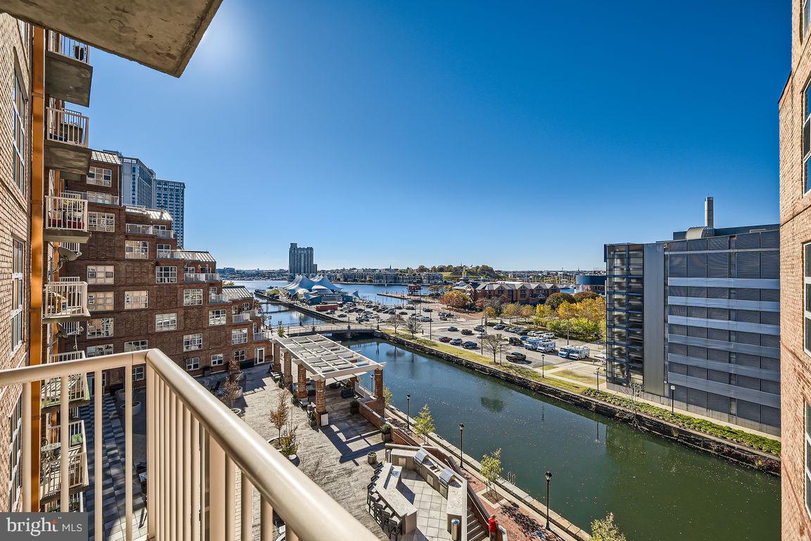 250 President Street, Unit 404 Baltimore, MD 21202 - Photo 16 of 31