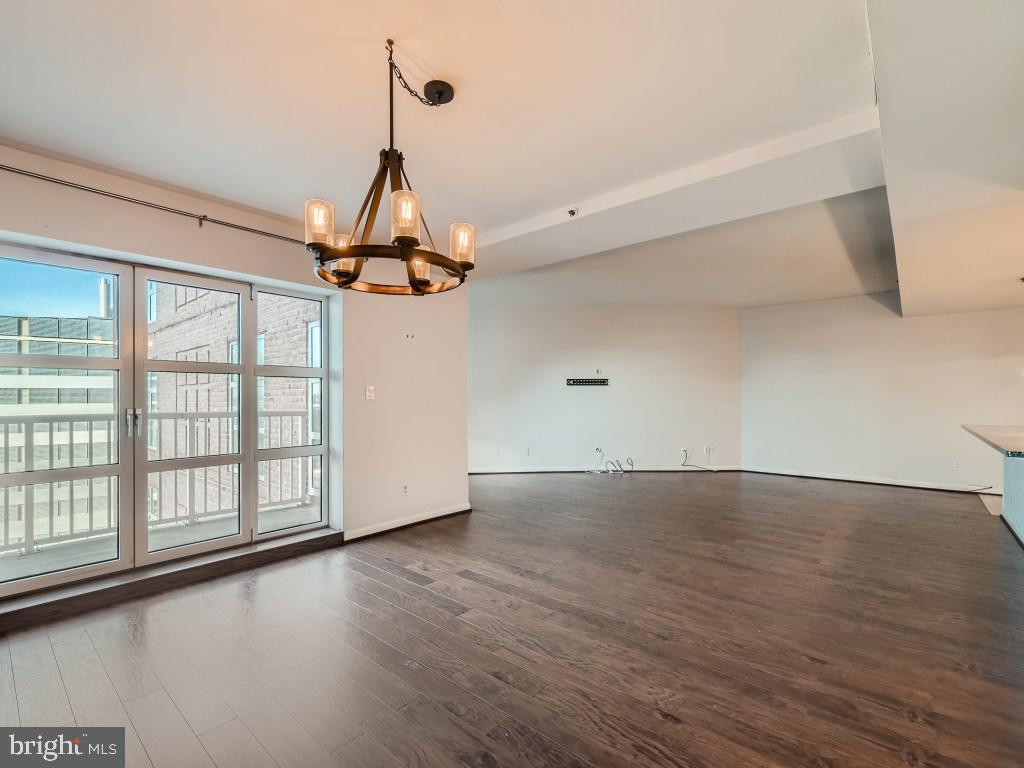 250 President Street, Unit 404 Baltimore, MD 21202 - Photo 4 of 31