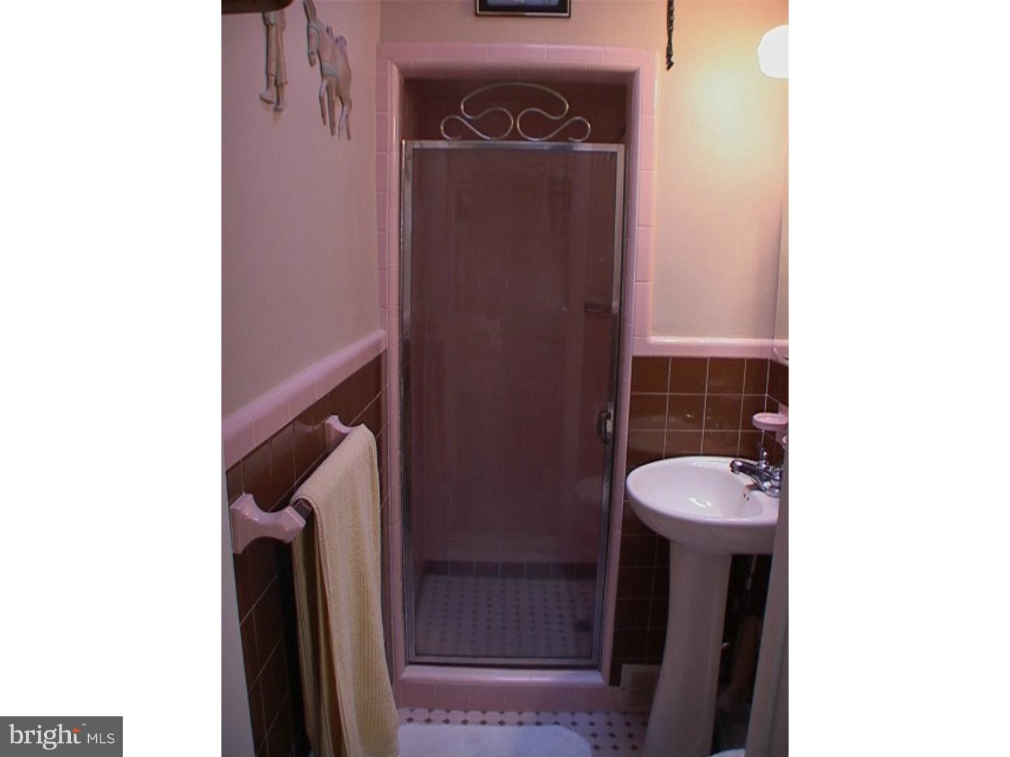 8017 Temple Road Philadelphia, PA 19150 - Photo 6 of 11 Gallery Image 6
