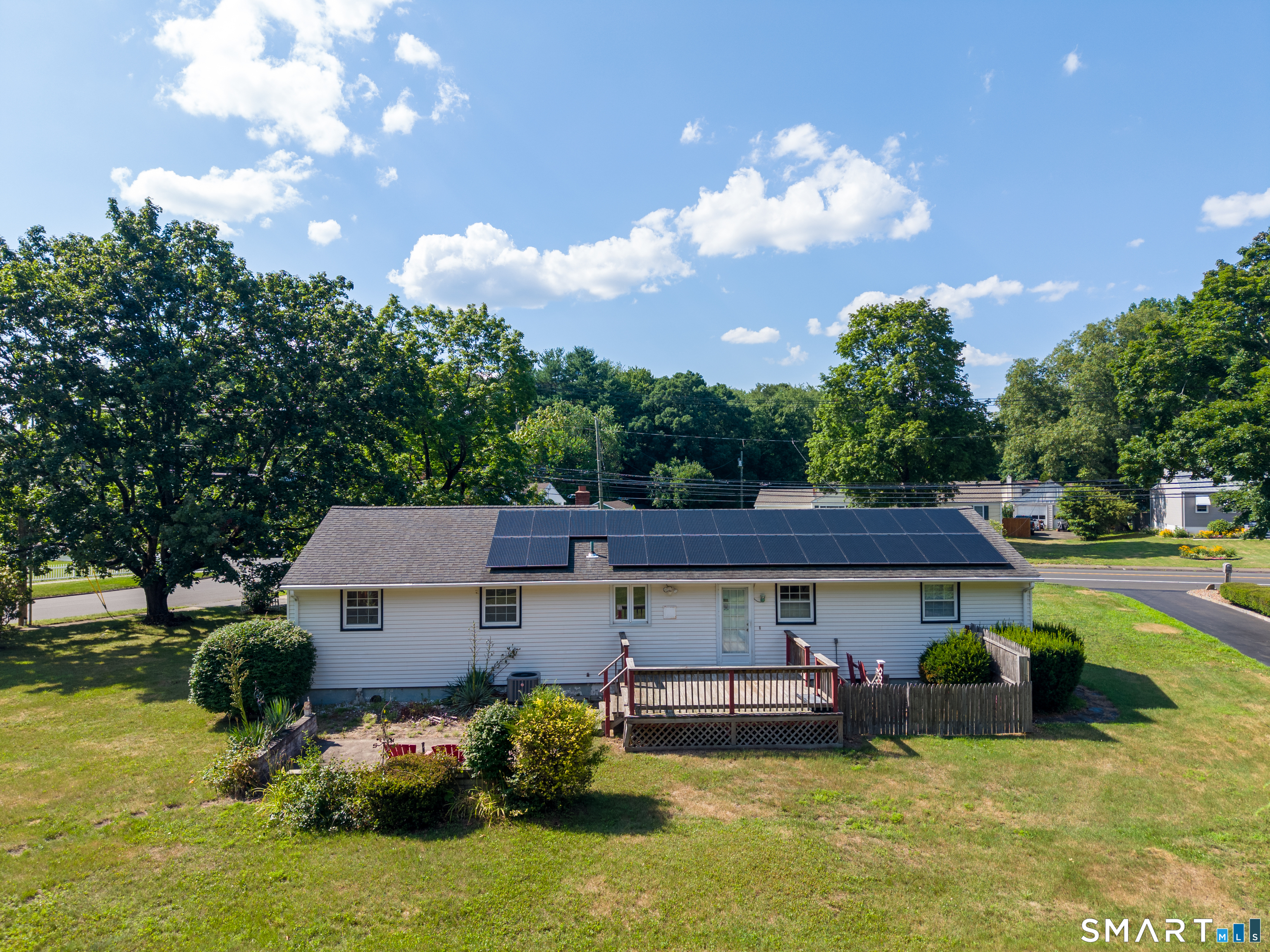 176 Clintonville Road North Haven, CT 06473 - Photo 7 of 38