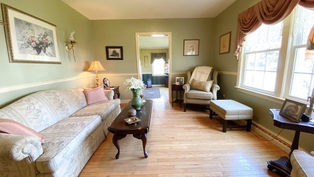 25 Beaconsfield Street Lawrence, MA 01843 - Photo 7 of 30