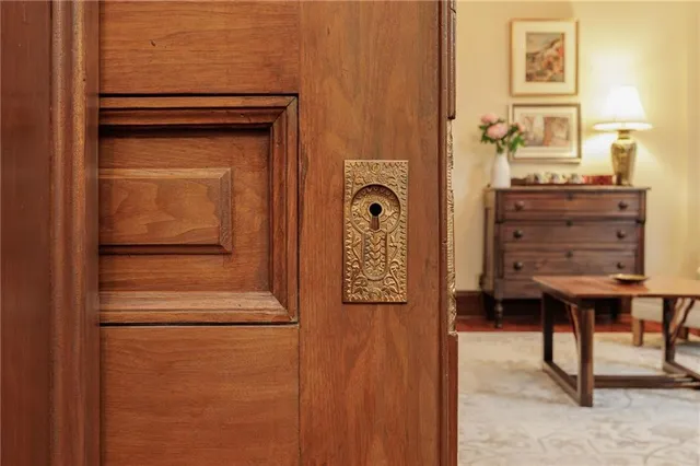 $600,000 | 1328 Francis Street, St. Joseph, MO 64501