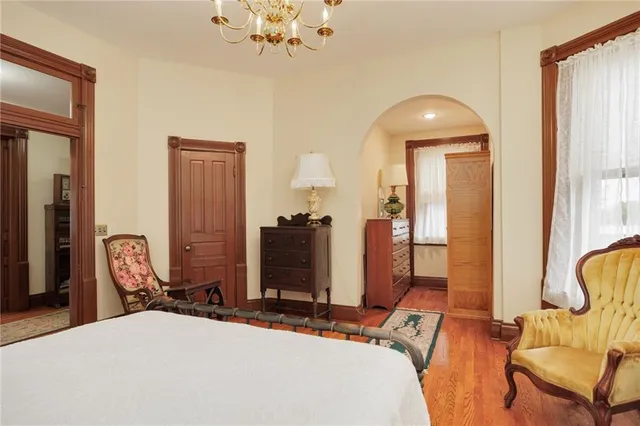 $600,000 | 1328 Francis Street, St. Joseph, MO 64501