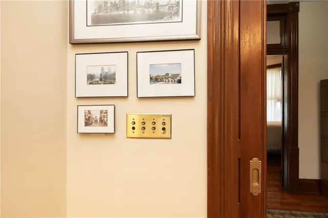 $600,000 | 1328 Francis Street, St. Joseph, MO 64501