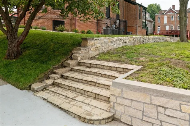 $600,000 | 1328 Francis Street, St. Joseph, MO 64501