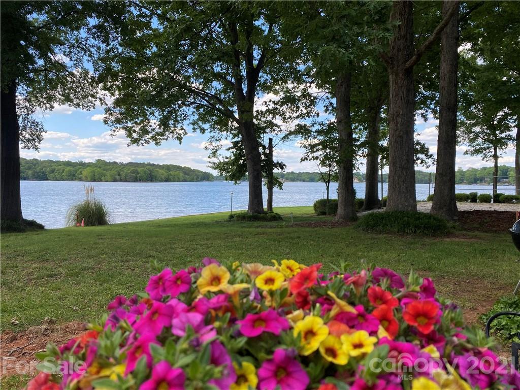 7924 Bankhead Road Denver, NC 28037 - Photo 1 of 43 Gallery Image 1