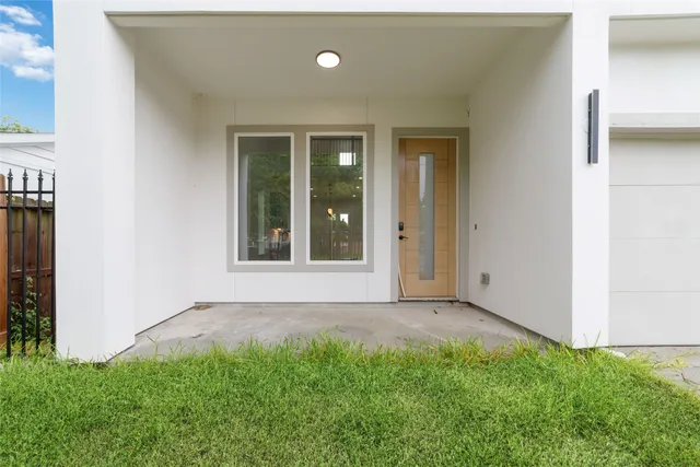 a view of backyard with green space