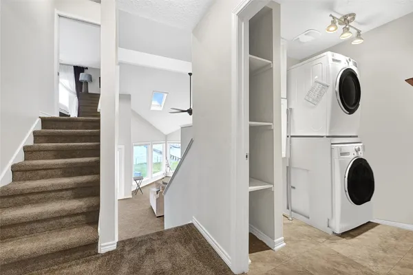 $495,000 | 1547 John Street, Dickinson, TX 77539