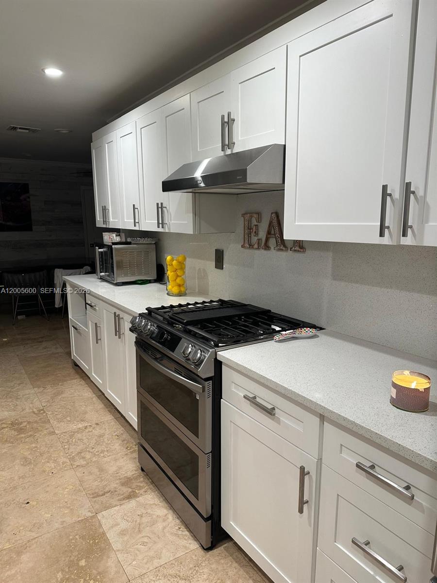 13412 Southwest 68th Terrace Miami, FL 33183 - Photo 4 of 9