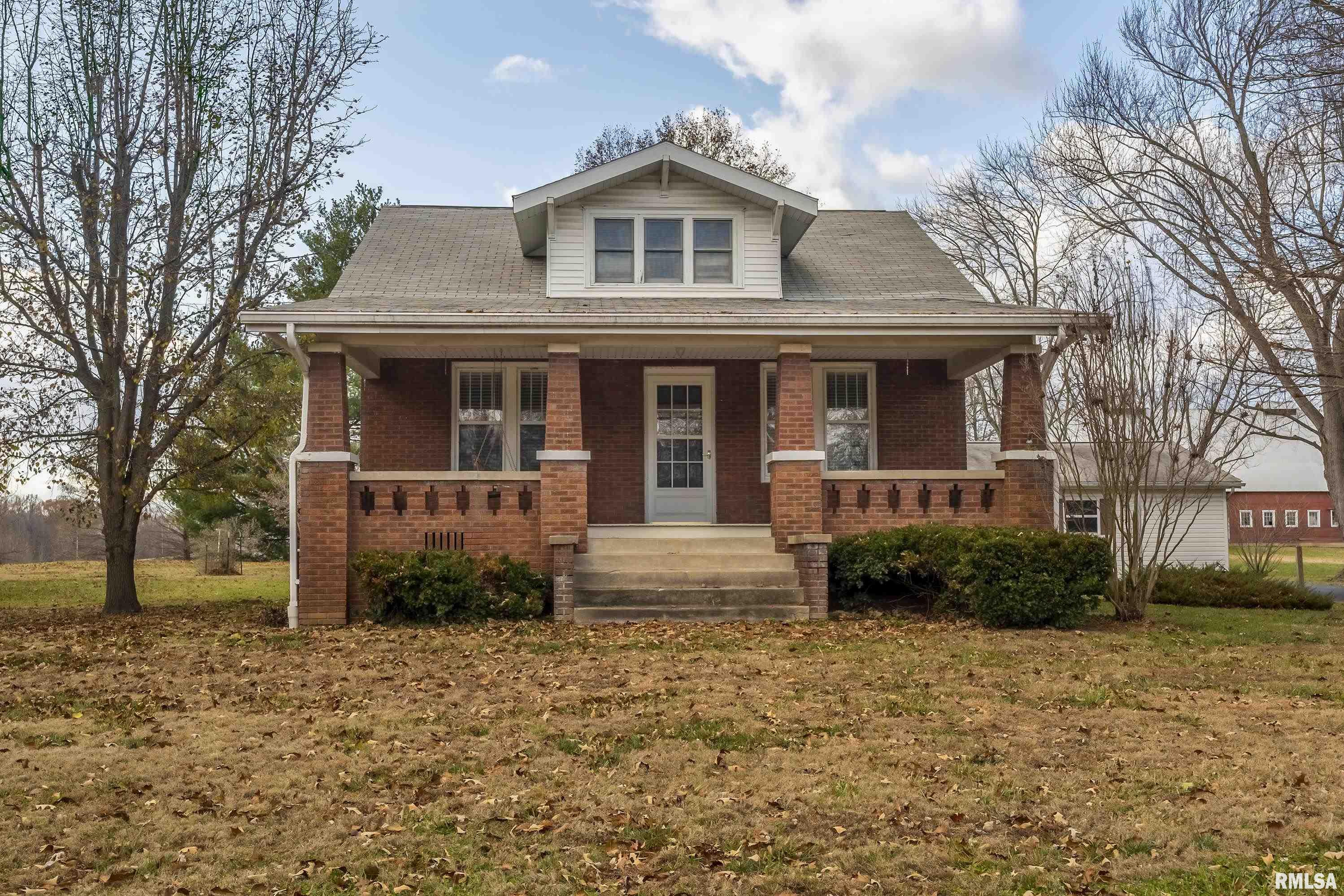 375 Dallas Road Murphysboro, IL 62966 - Photo 2 of 37
