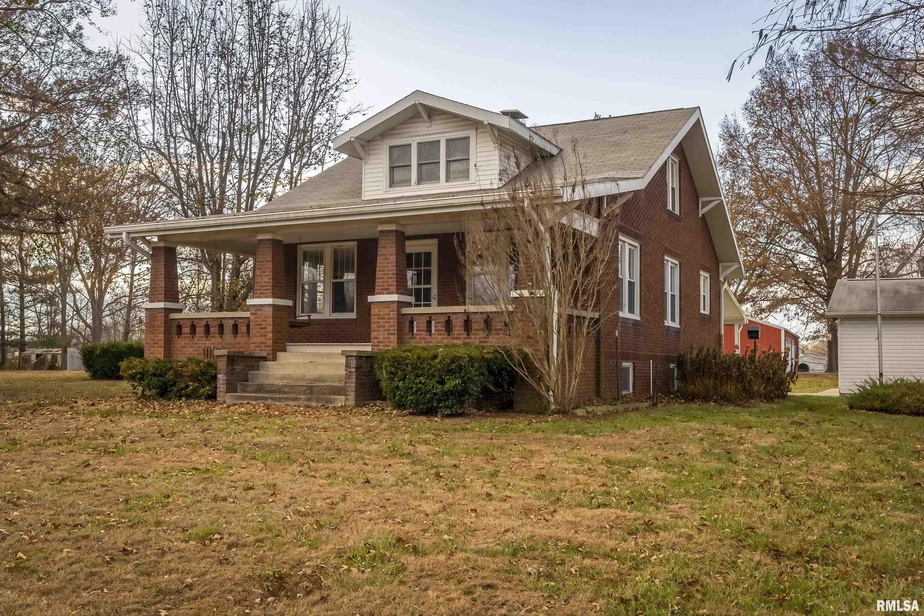 375 Dallas Road Murphysboro, IL 62966 - Photo 3 of 37