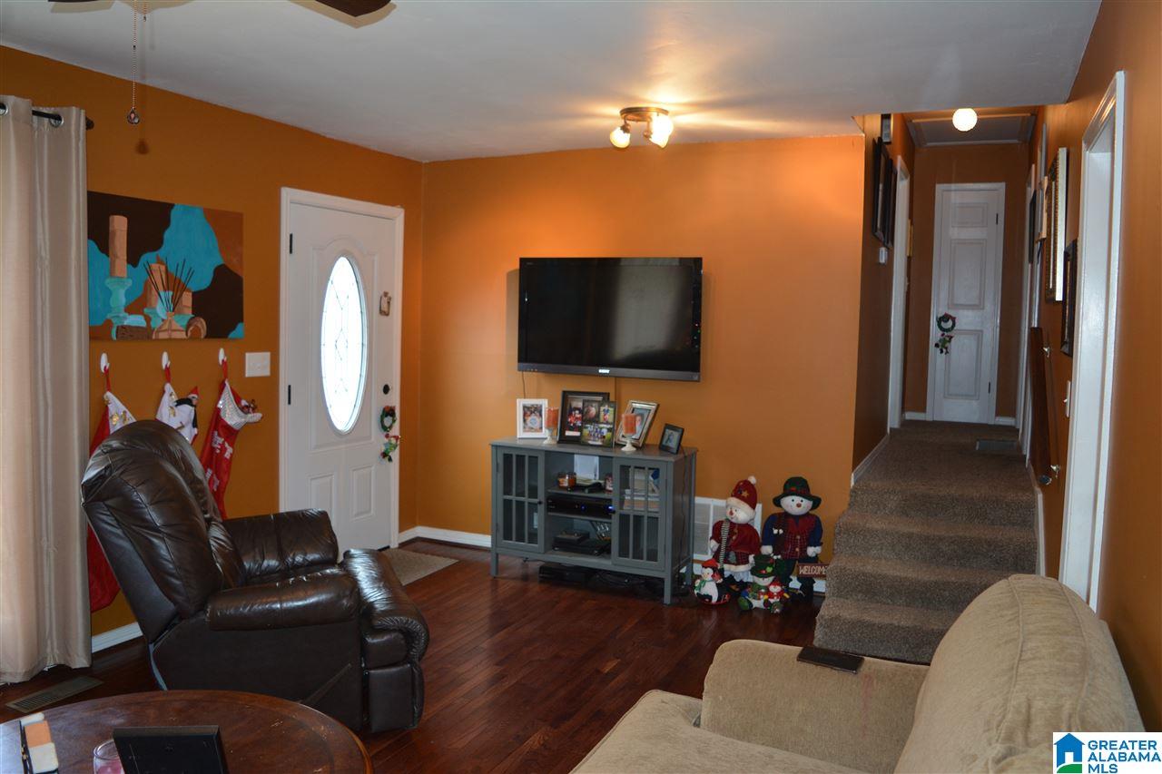 718 Cherokee Trail Warrior, AL 35180 - Photo 3 of 17
