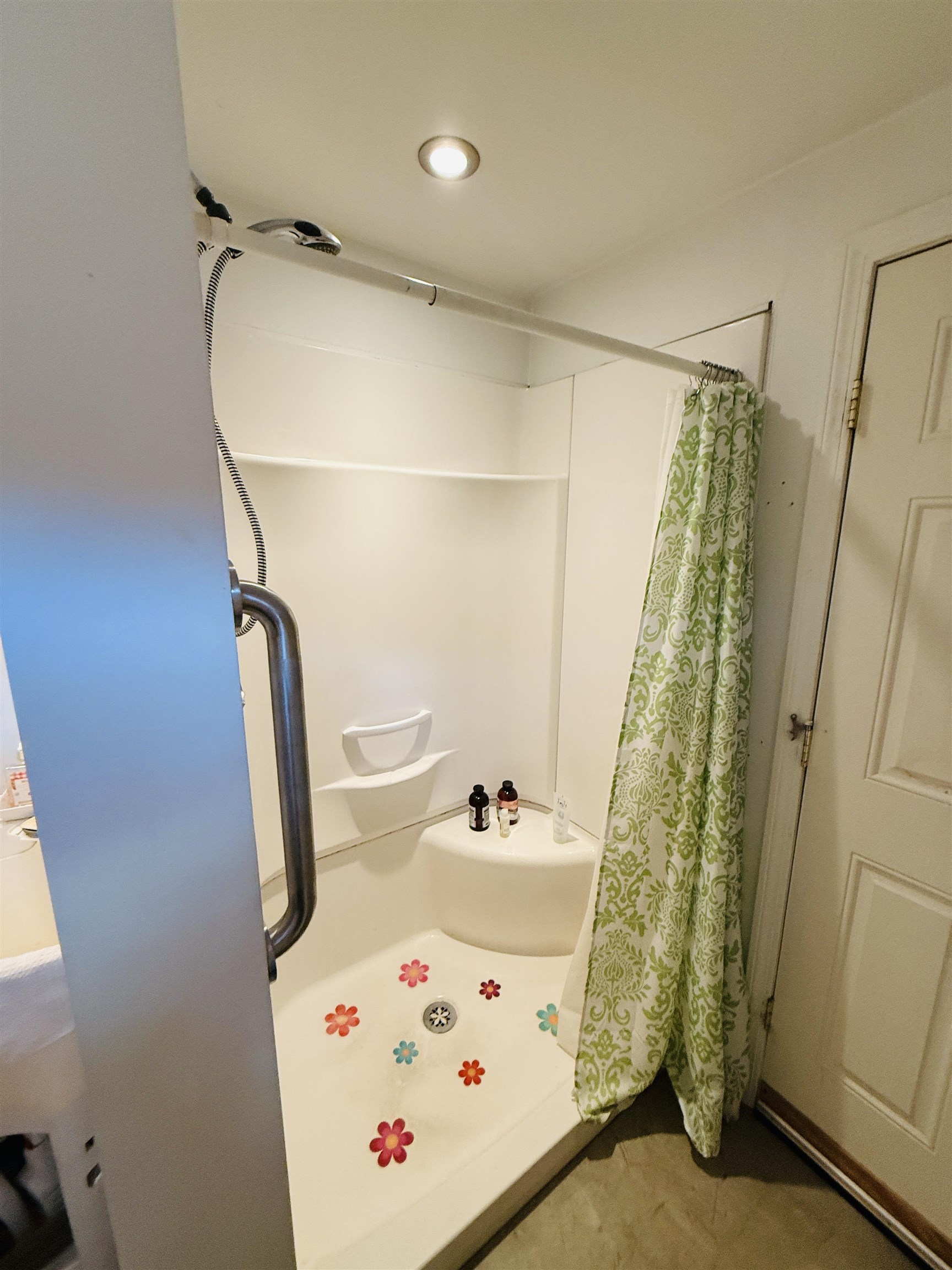 13 Prospect Street Rockingham, VT 05101 - Photo 12 of 20