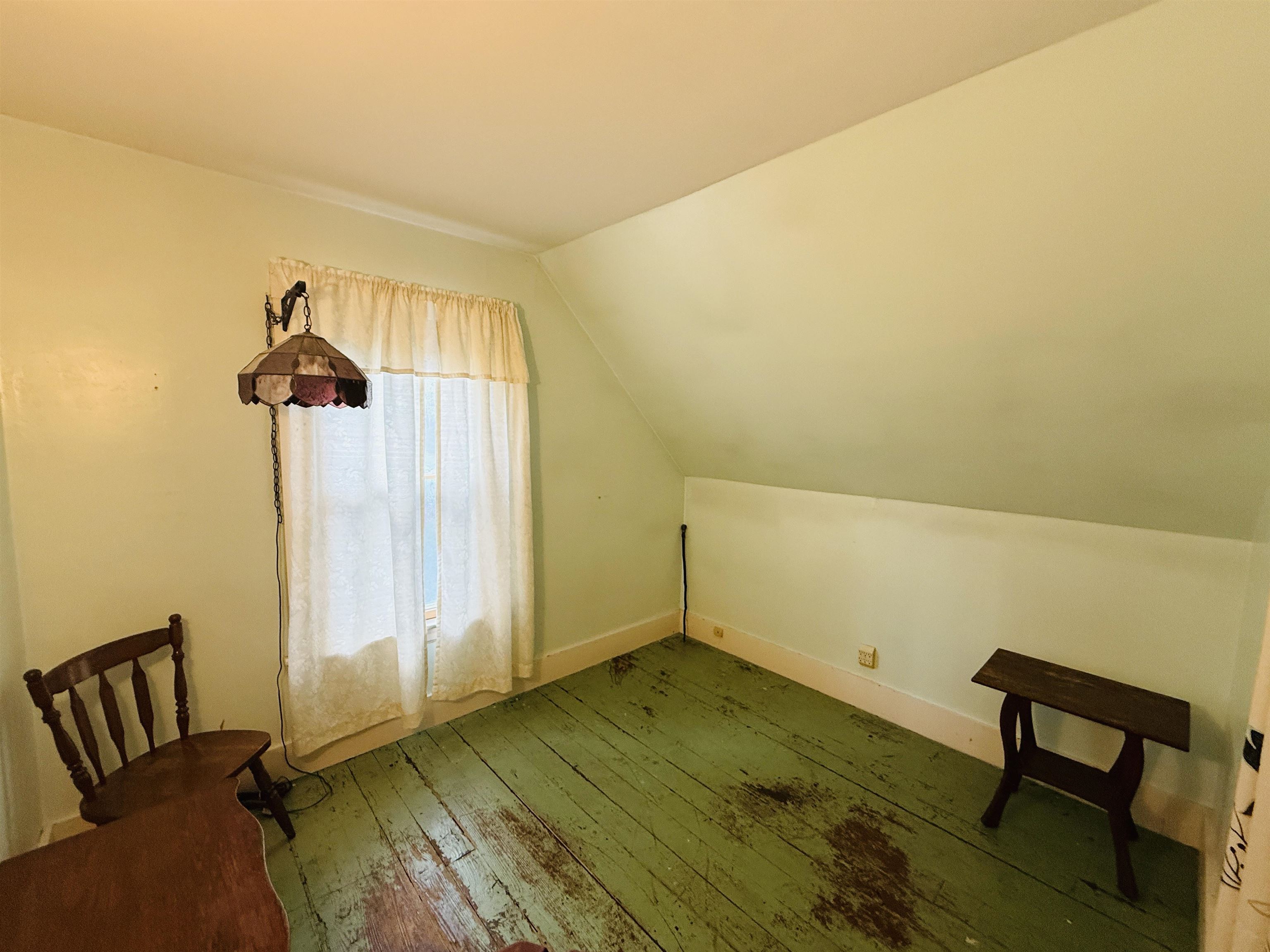 13 Prospect Street Rockingham, VT 05101 - Photo 16 of 20