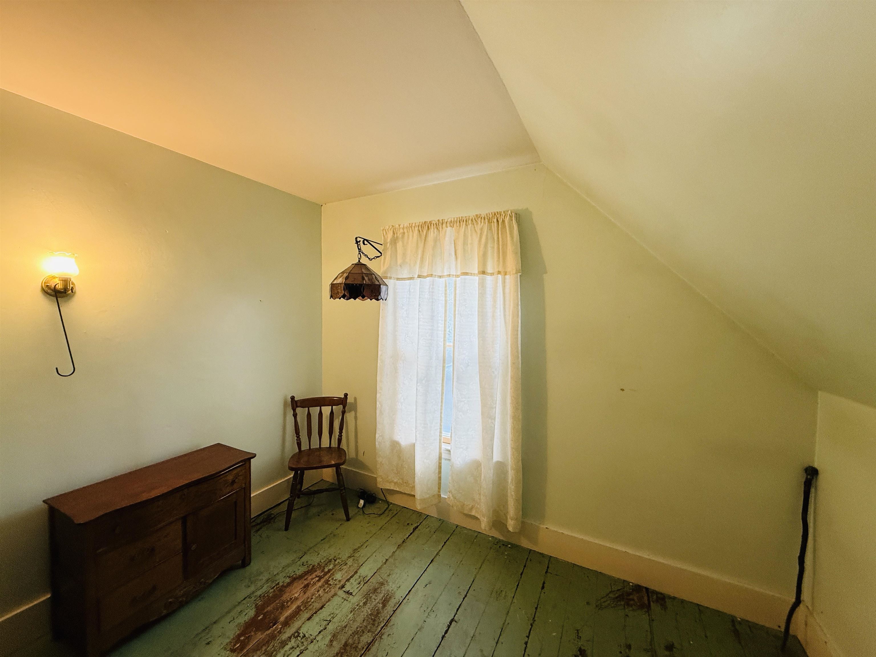 13 Prospect Street Rockingham, VT 05101 - Photo 17 of 20