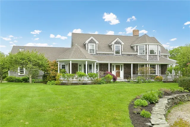 $3,450,000 | 576 West Main Road, Little Compton, RI 02837