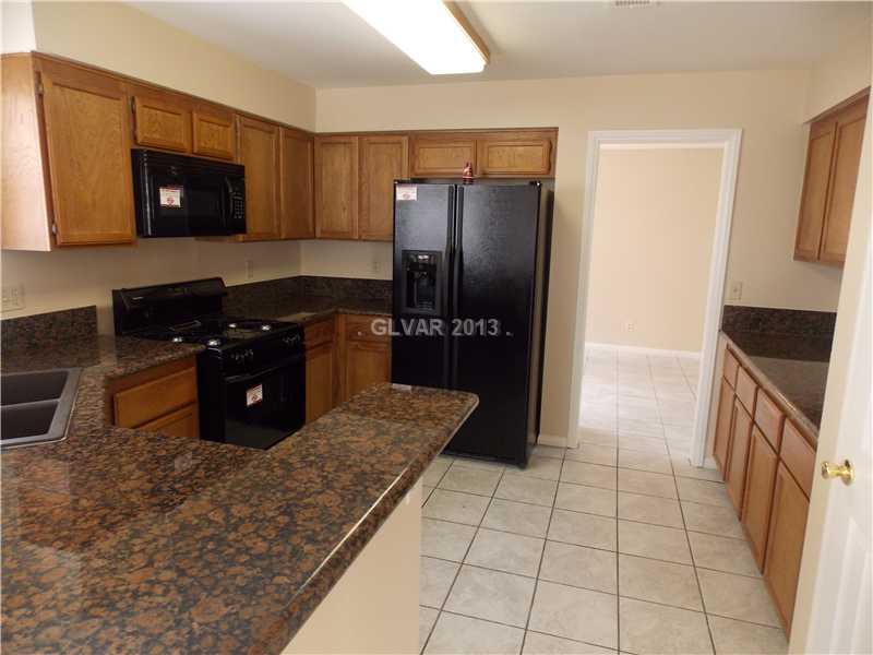 2520 Kilmaron Circle Henderson, NV 89014 - Photo 12 of 33 Kitchen.