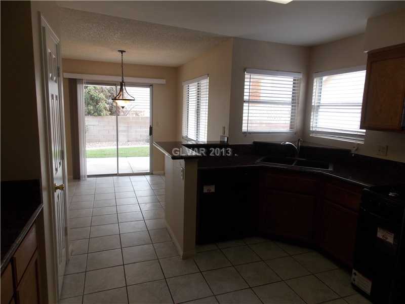 2520 Kilmaron Circle Henderson, NV 89014 - Photo 10 of 33 Kitchen.