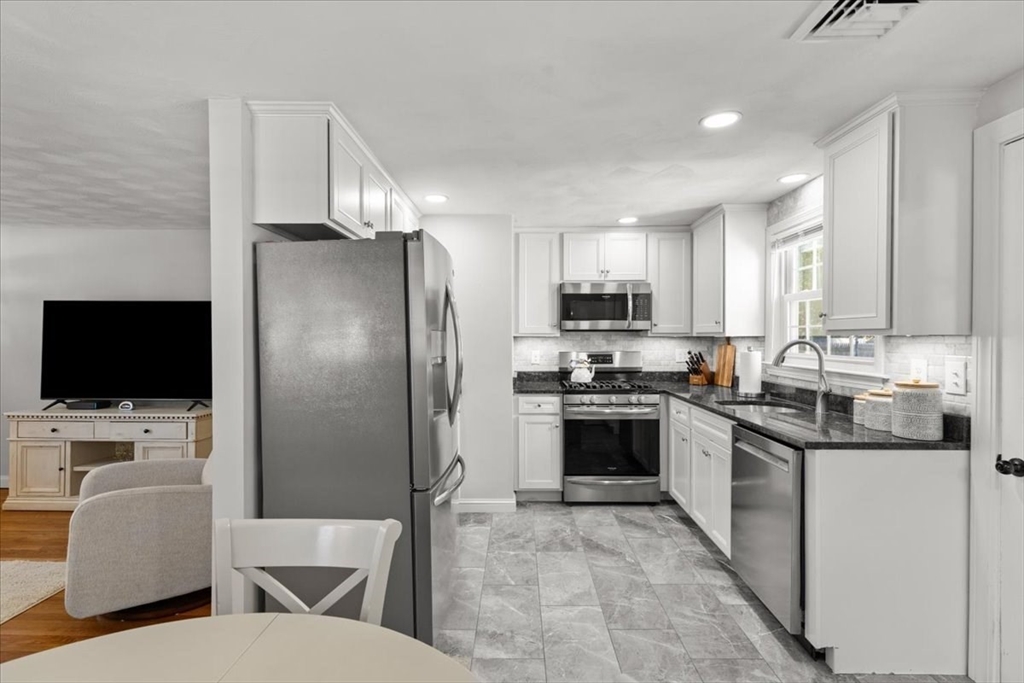 5 Calvin Road Easton, MA 02356 - Photo 14 of 32 Gallery Image 14