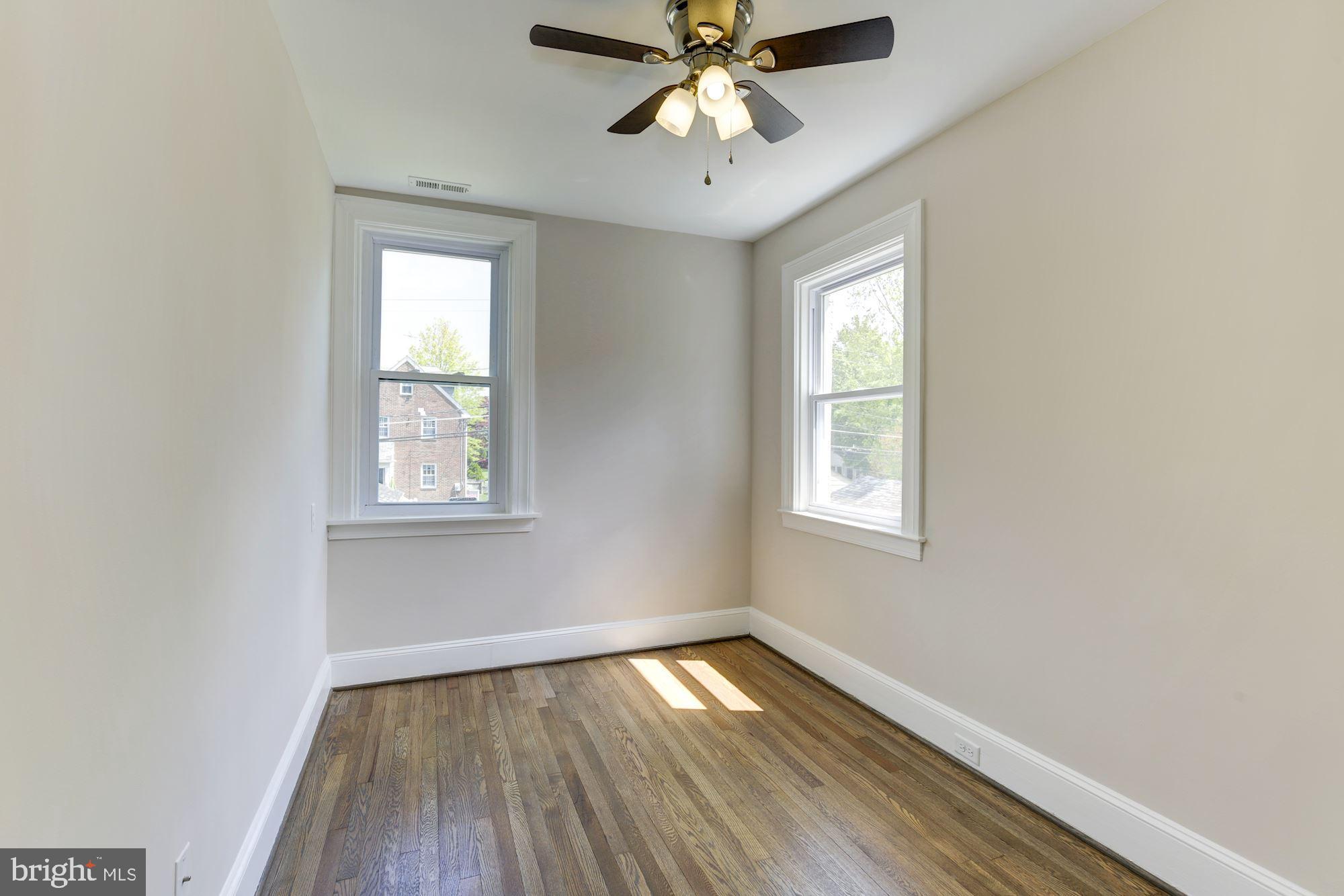 406 Hopkins Road Baltimore, MD 21212 - Photo 31 of 52 Bedroom 3