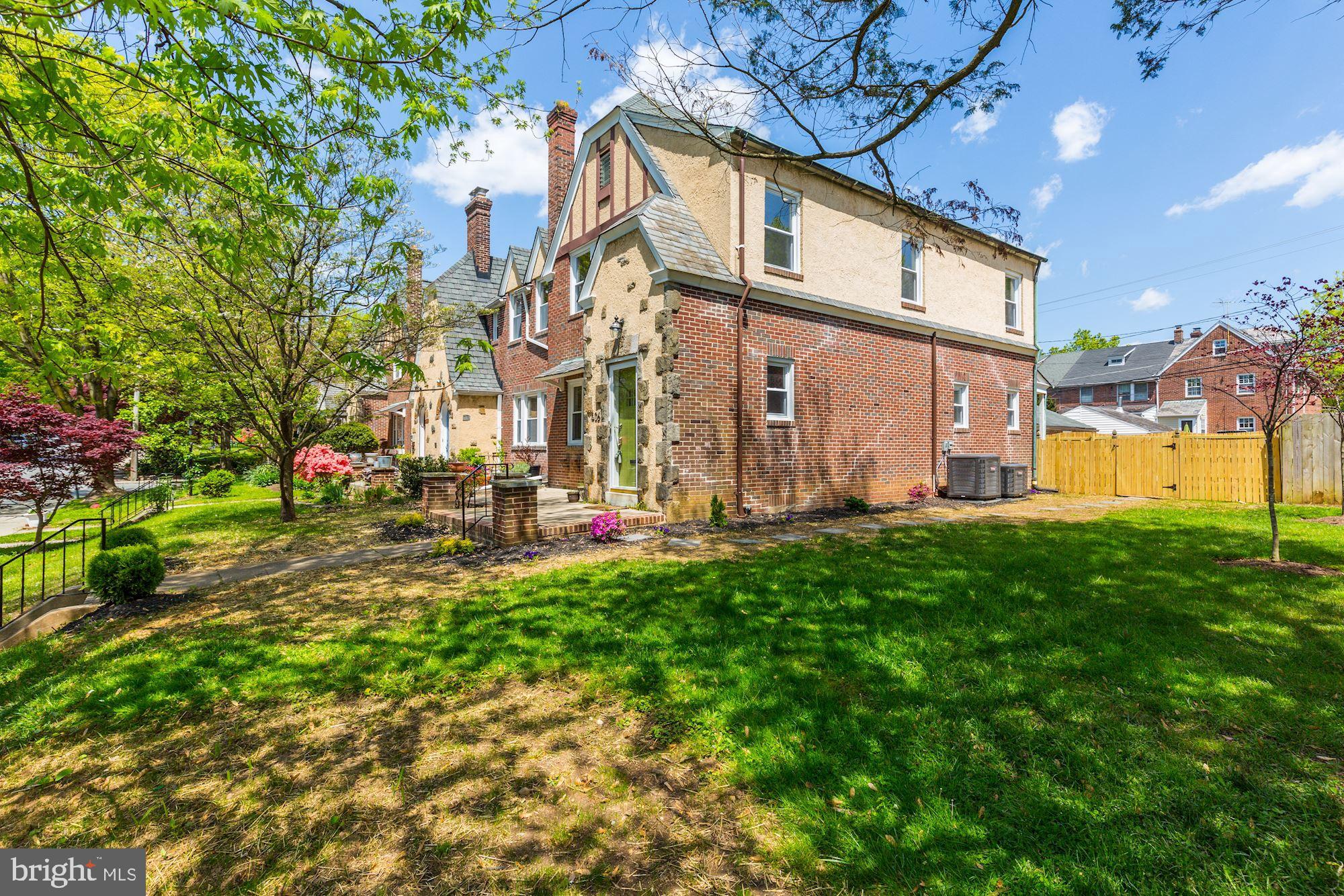406 Hopkins Road Baltimore, MD 21212 - Photo 6 of 52 End unit perfect for social distancing