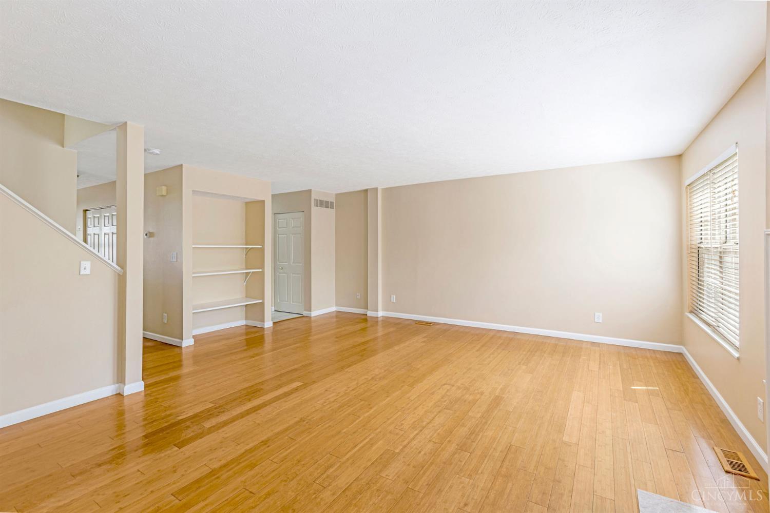 10555 Montgomery Road, Unit 77 Montgomery, OH 45242 - Photo 29 of 54