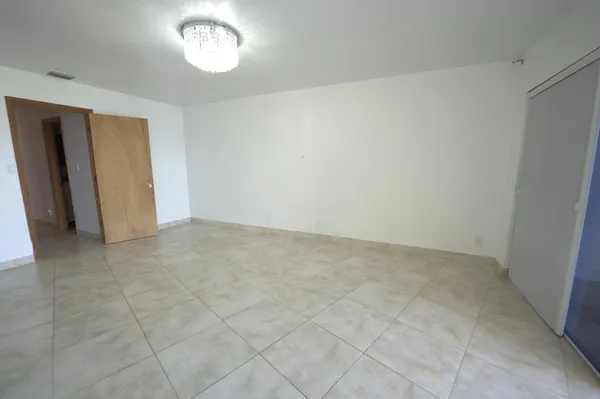 $2,550 | 100 Waterway Drive South, Unit 407, Lantana, FL 33462