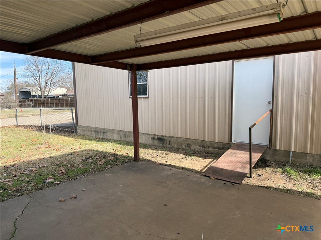 801 Meadowlark Street Hamilton, TX 76531 - Photo 32 of 42