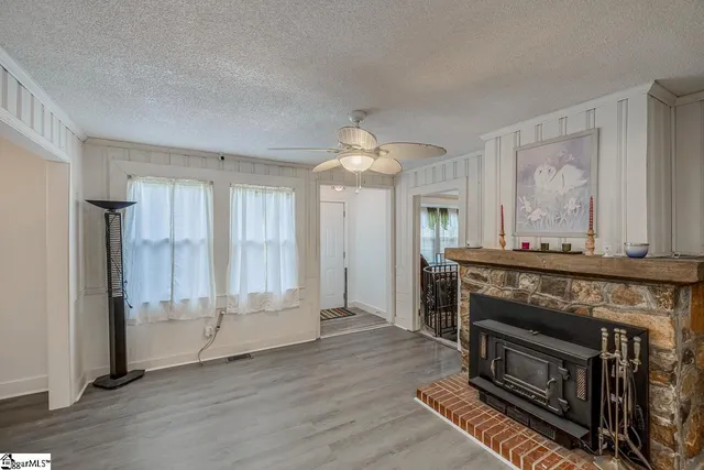 $375,000 | 10676 Augusta Road, Belton, SC 29627