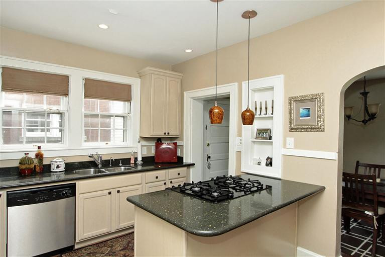 209 Woodspoint Road Lexington, KY 40502 - Photo 12 of 25 Photo 12