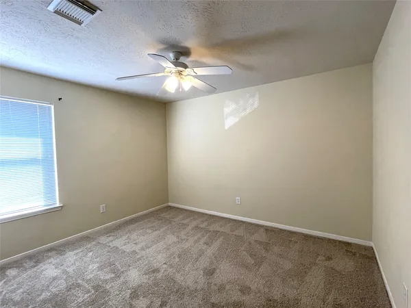 $2,450 | 1723 Rustic Oak Lane, Seabrook, TX 77586