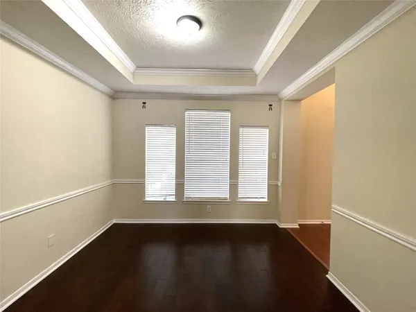 $2,450 | 1723 Rustic Oak Lane, Seabrook, TX 77586