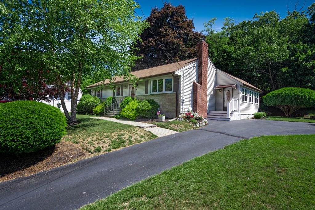 8 Duncan Road Burlington, MA 01803 - Photo 1 of 30 Gallery Image 1