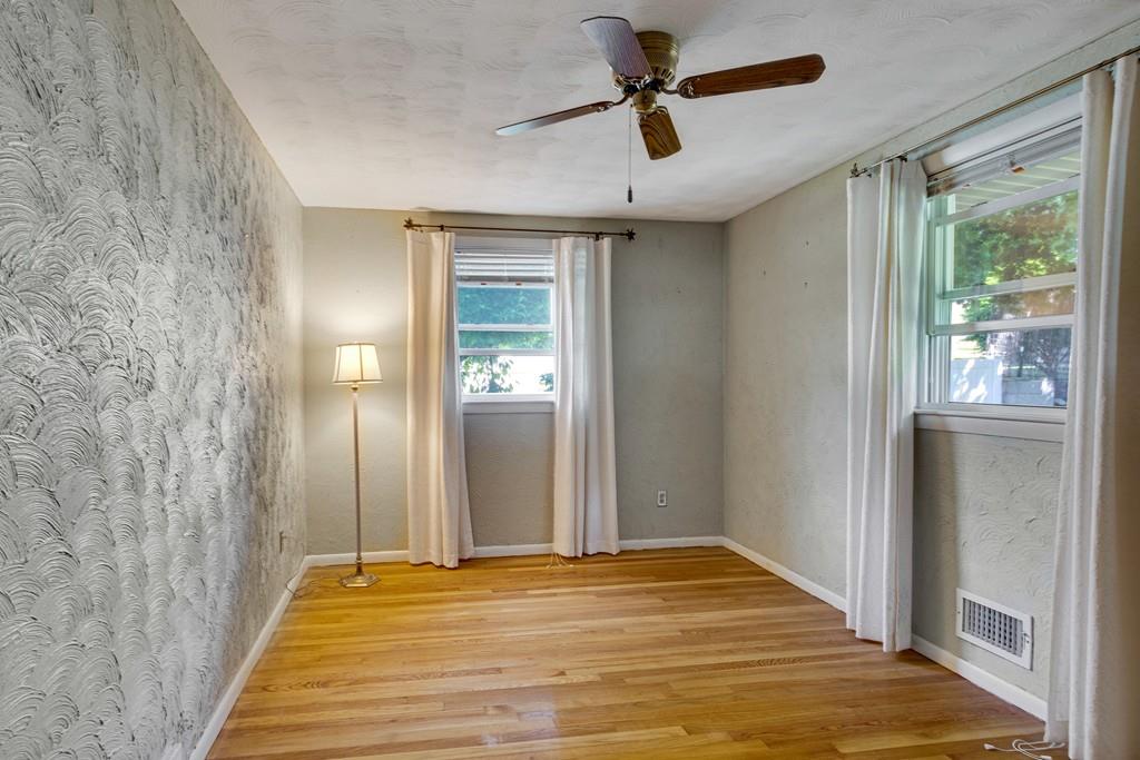 8 Duncan Road Burlington, MA 01803 - Photo 18 of 30 Gallery Image 18