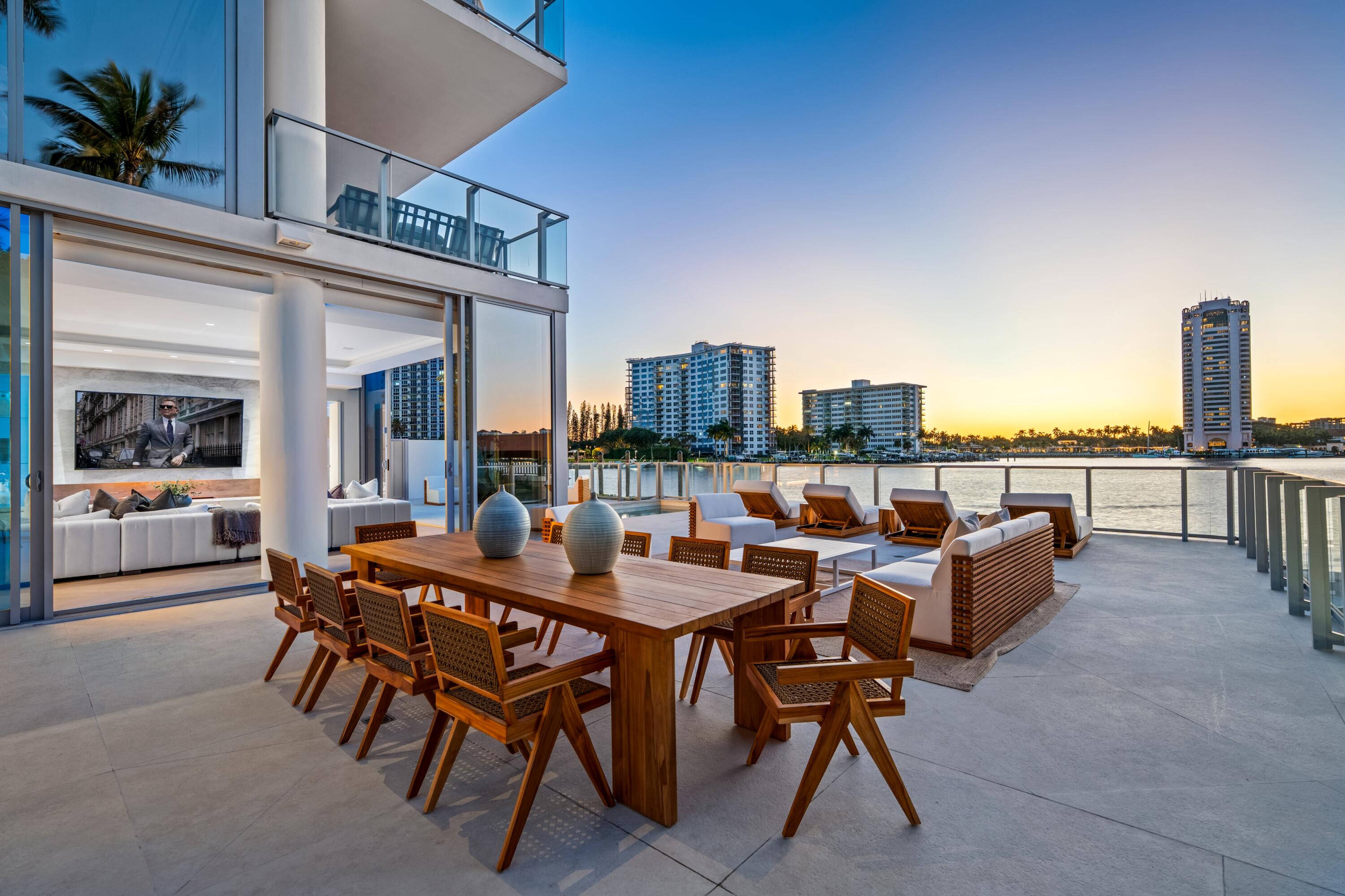 725 South Ocean Boulevard, Unit 101 Boca Raton, FL 33432 - Photo 31 of 65 PATIO DINING AT SUNRISE