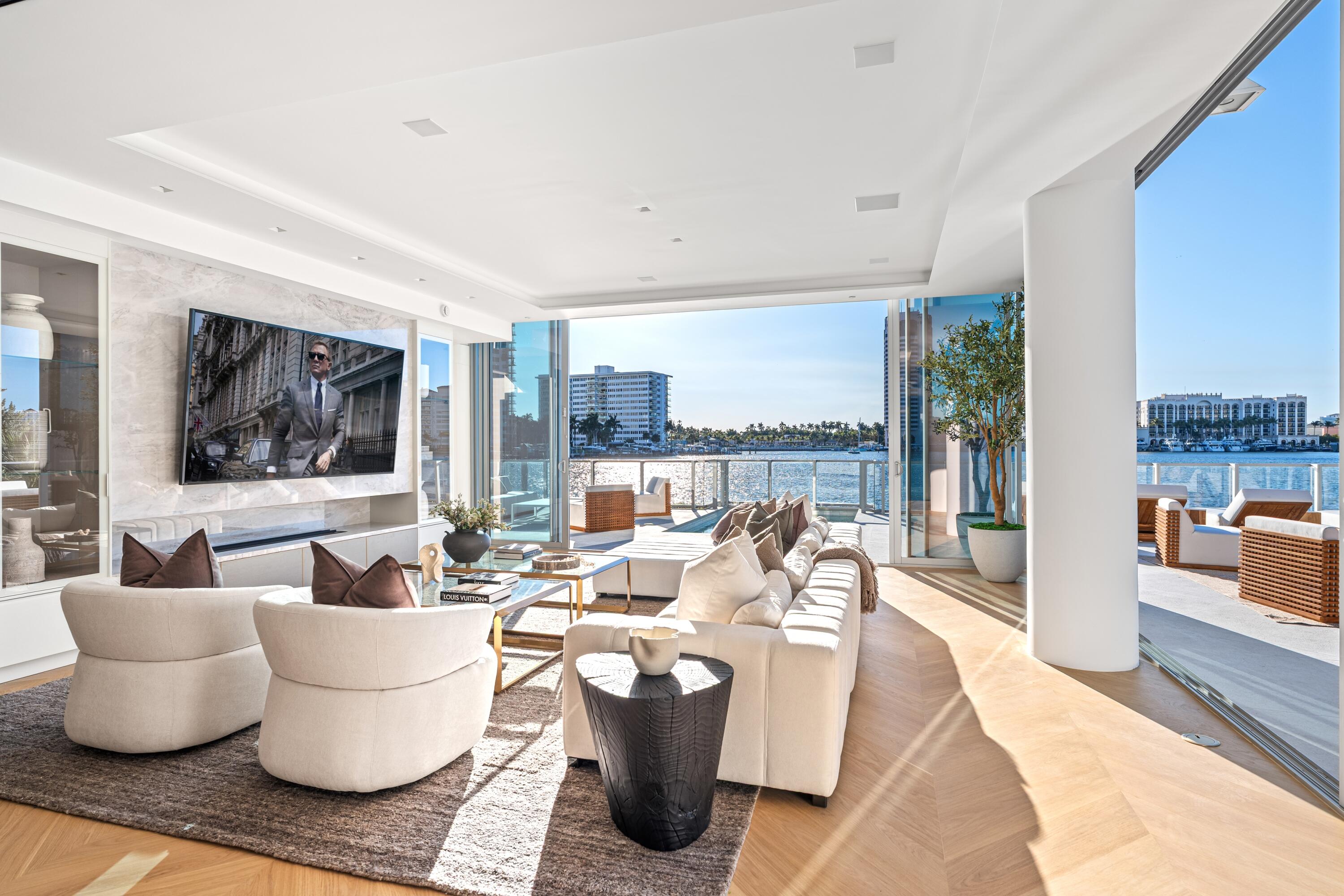 725 South Ocean Boulevard, Unit 101 Boca Raton, FL 33432 - Photo 7 of 65 LAKE BOCA VIEW GREAT ROOM