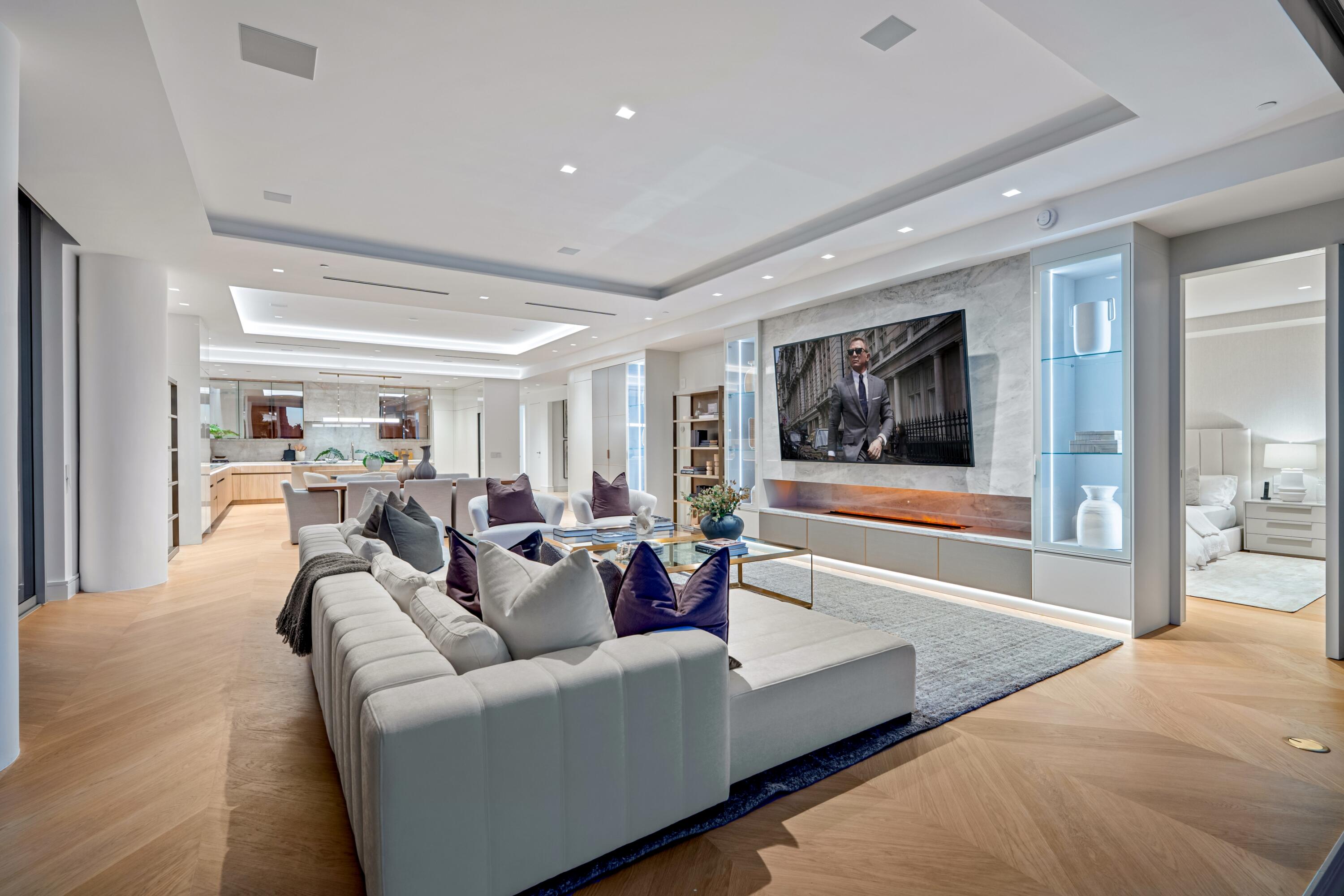 725 South Ocean Boulevard, Unit 101 Boca Raton, FL 33432 - Photo 9 of 65 GREAT ROOM