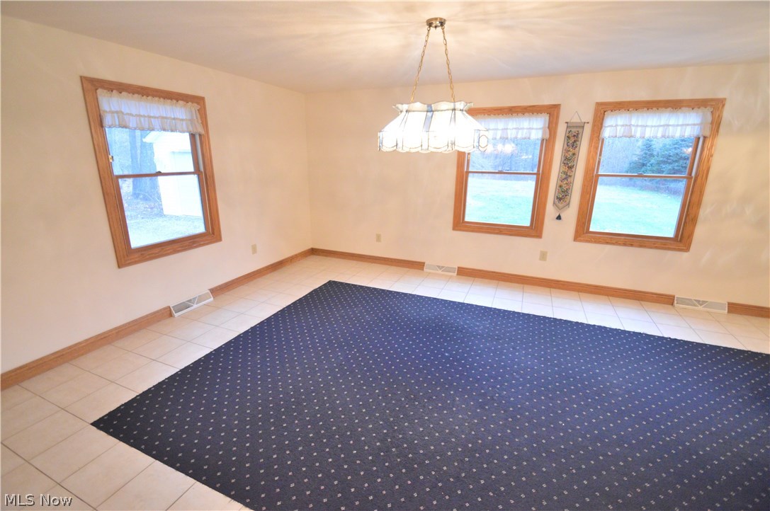 14629 Macklin Road New Springfield, OH 44443 - Photo 4 of 18